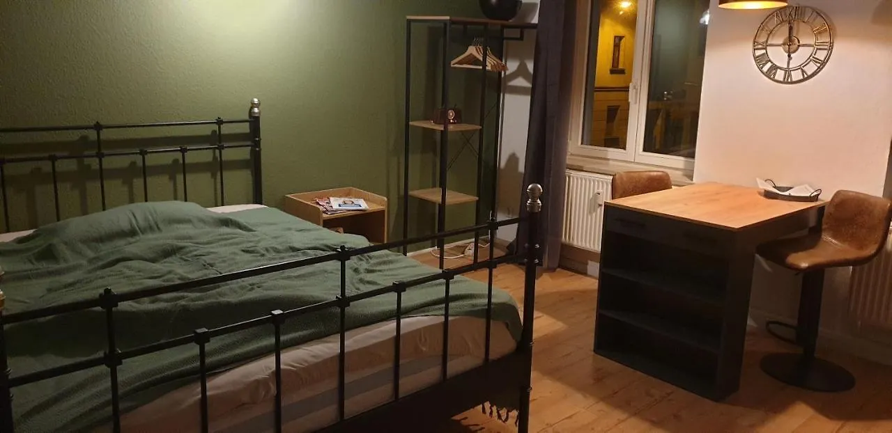 Suiteable Living Hochwertiges Studio Apartment Direkt An Der Karl Heine Strasse Leipzig Tyskland