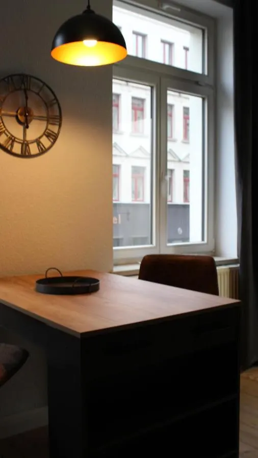 Suiteable Living Hochwertiges Studio Apartment Direkt An Der Karl Heine Strasse Leipzig