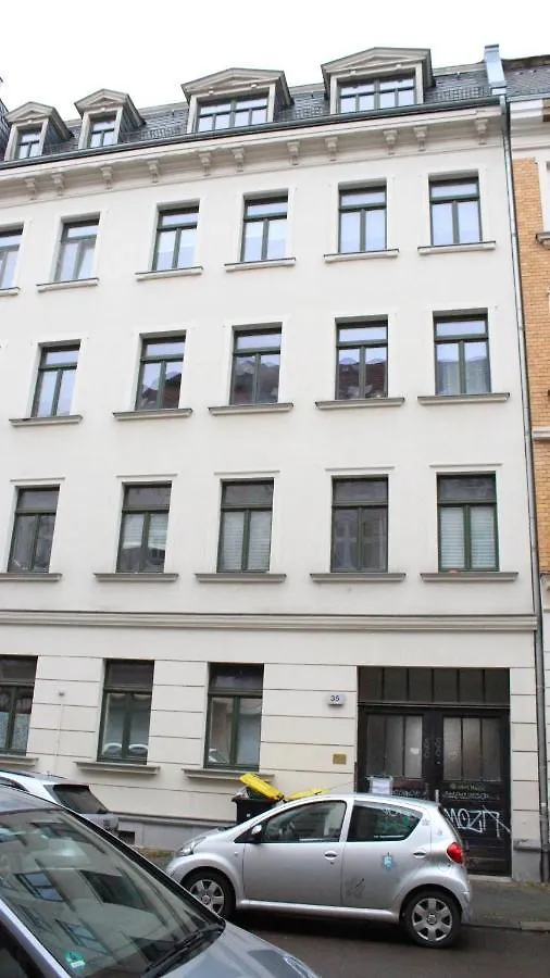 Suiteable Living Hochwertiges Studio Apartment Direkt An Der Karl Heine Strasse Leipzig 0*,  Tyskland